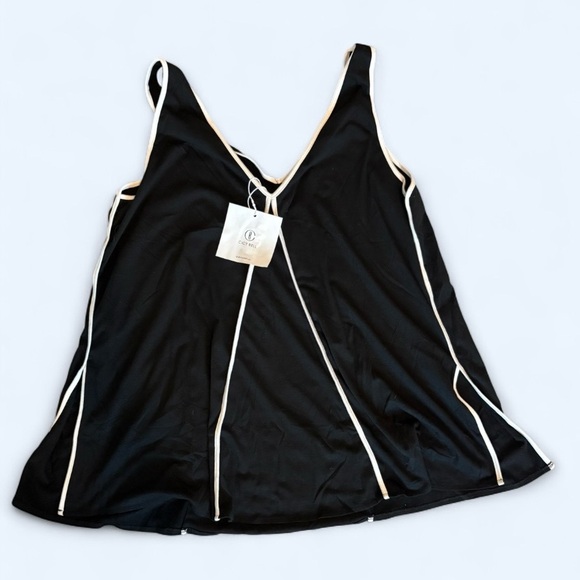 Cicy Bell Black Contrast Trim Tank Top | NEW WITH TAGS 
, Size XL - Picture 4 of 6